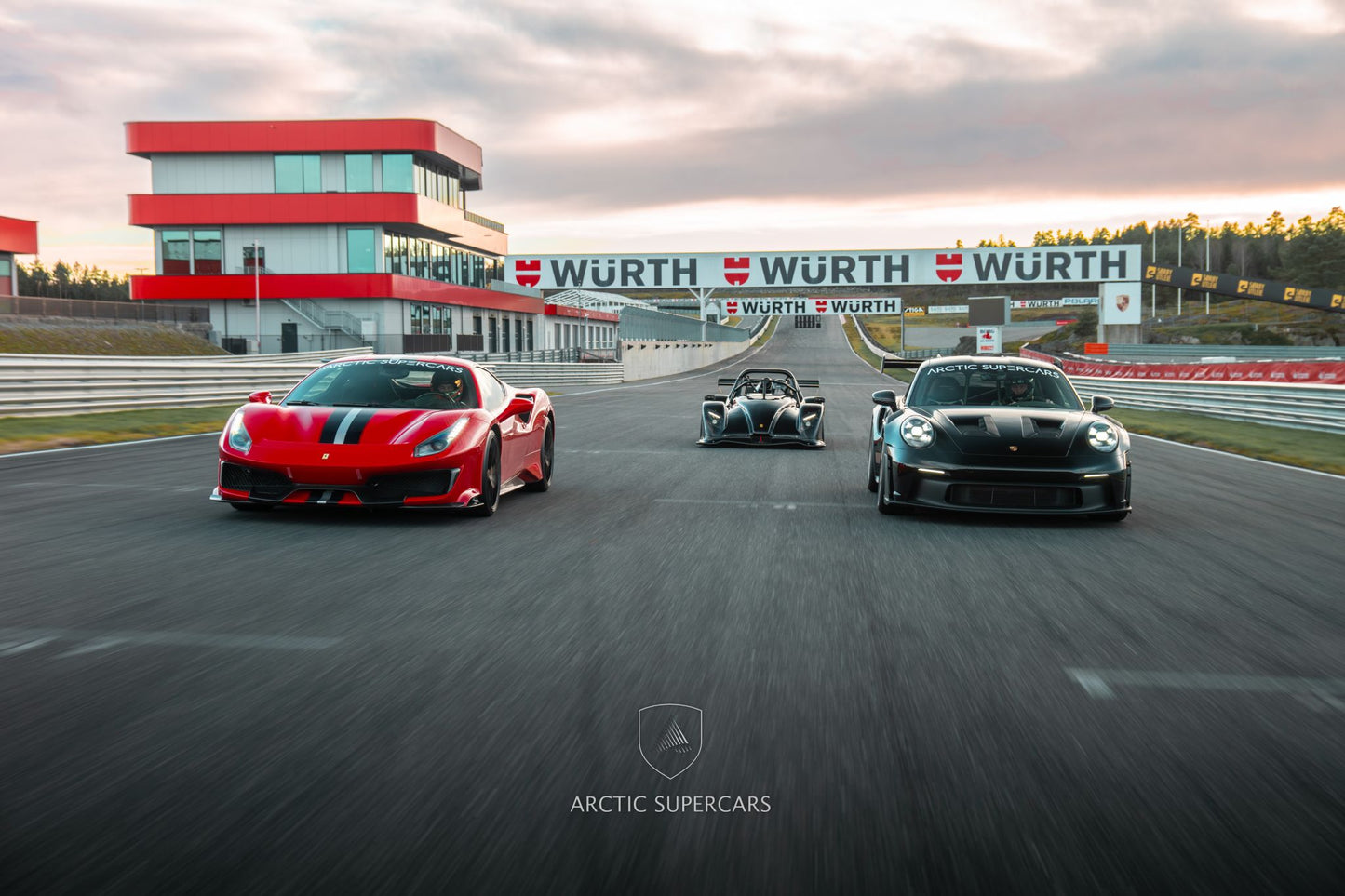 Ferrari vs. Porsche på Rudskogen
